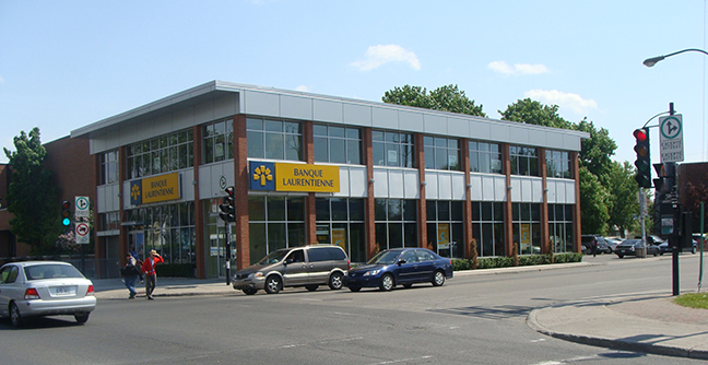 BANQUE LAURENTIENNE -QUARTIER ST-MICHEL (MONTRÉAL)